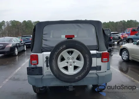 2009 Jeep Wrangler X из США, поврежденный, VIN 1J4FA24199L721476